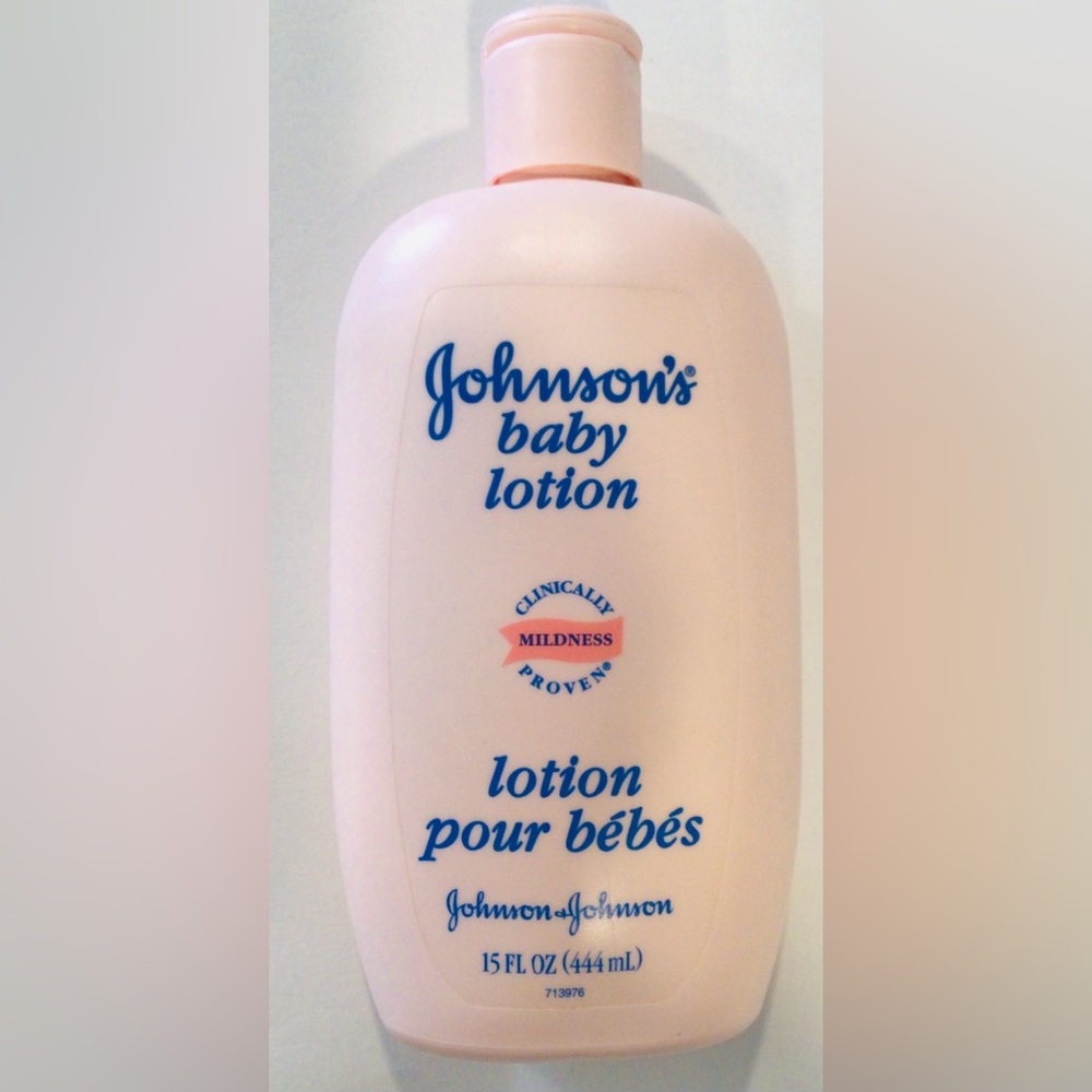 Vintage Johnsons Baby Lotion Original Formula 15 oz/444ml Pink Sealed 2000